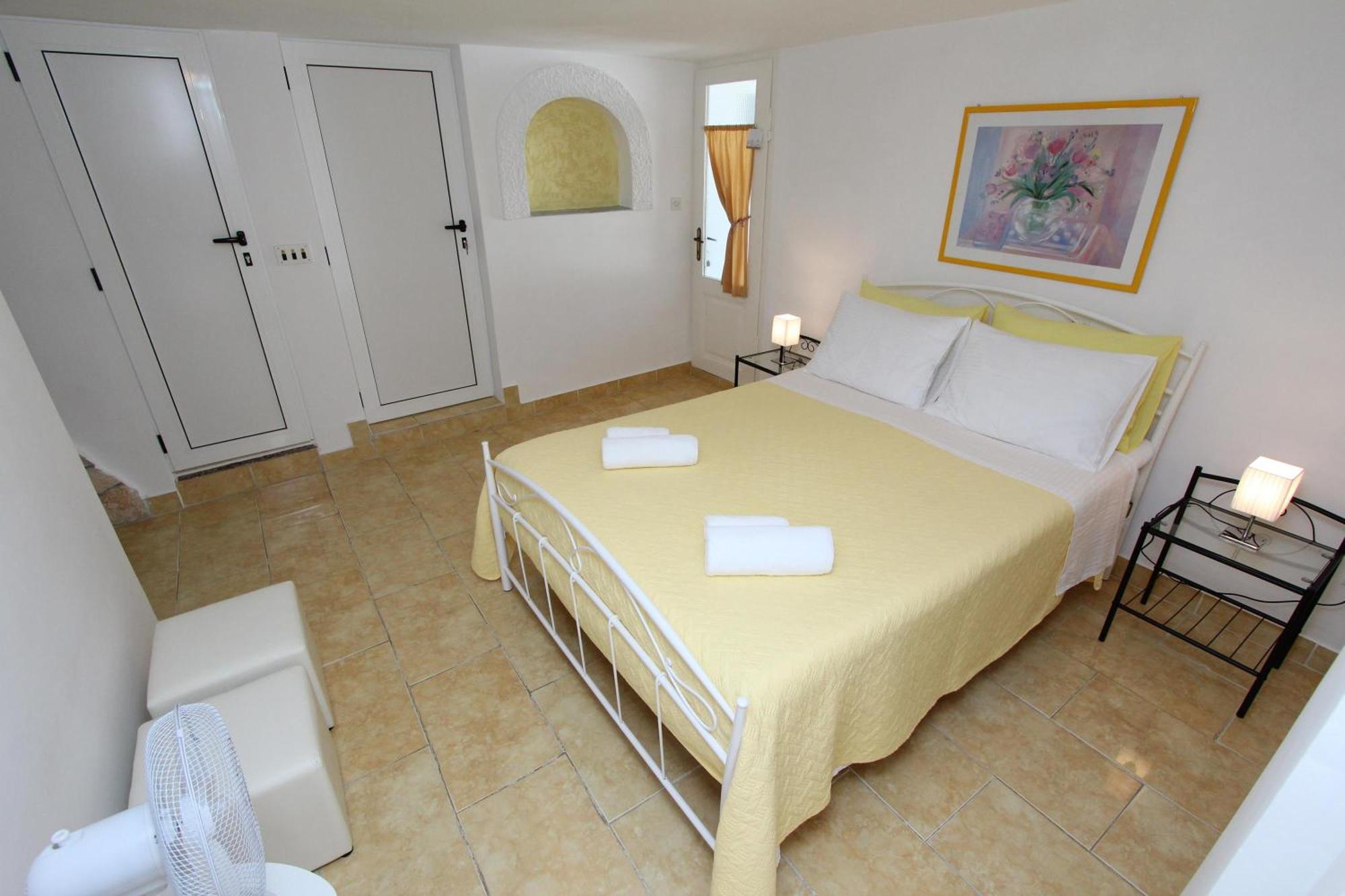 Apartments Knezovic Rovinj Oda fotoğraf