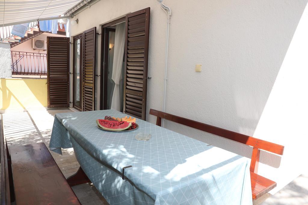 Apartments Knezovic Rovinj Oda fotoğraf